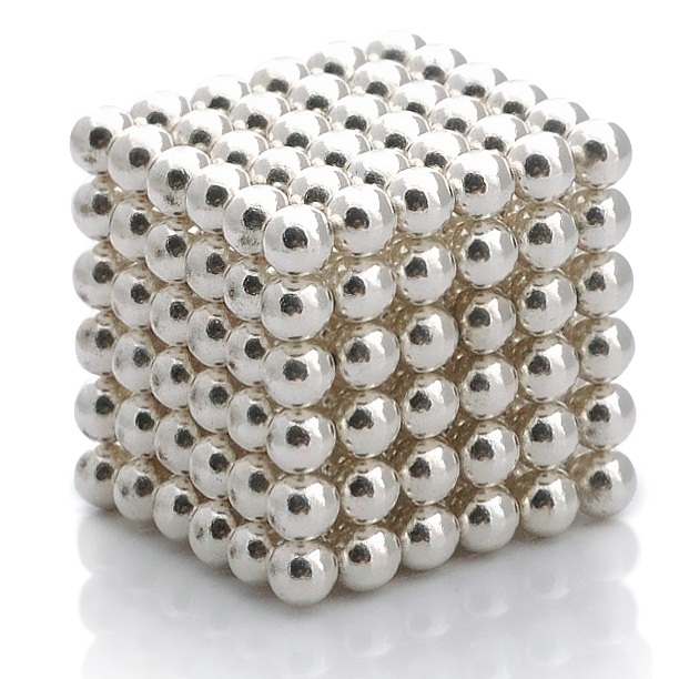 magnetic balls silver